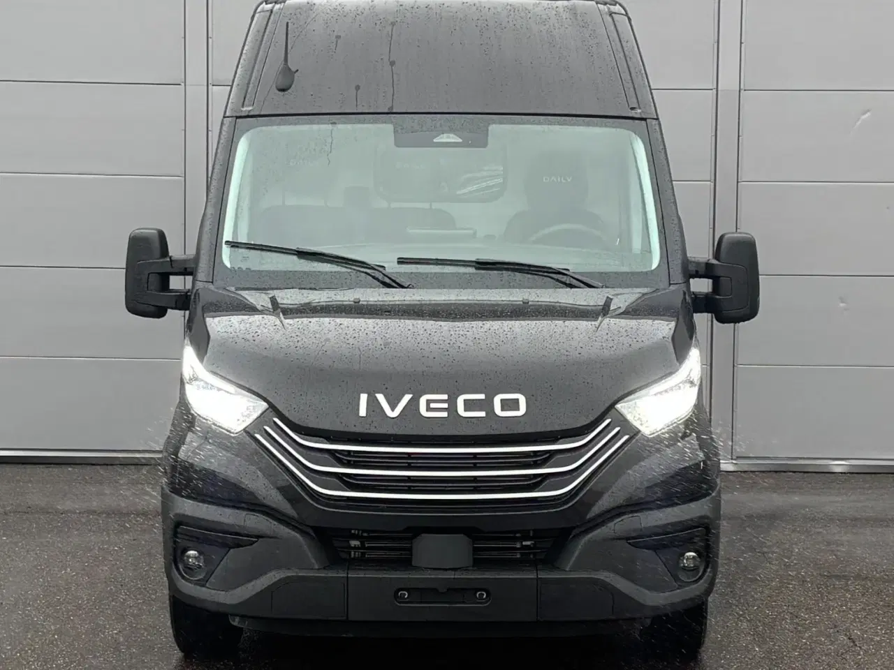 Billede 2 - Iveco Daily 3,0 35S18 12m³ Van AG8