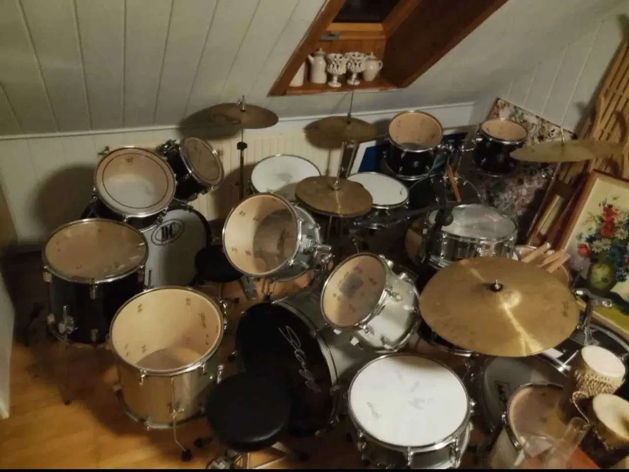 Billede 1 - Flere forskellige trommesæt og tilbehør