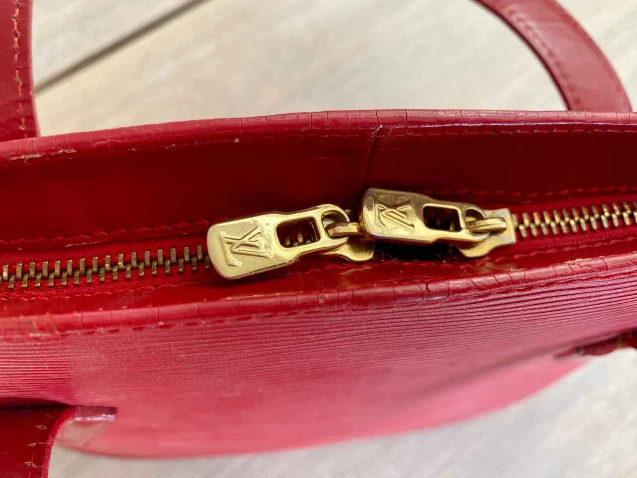 Billede 12 - Fin vintage LV taske i epilæder.
