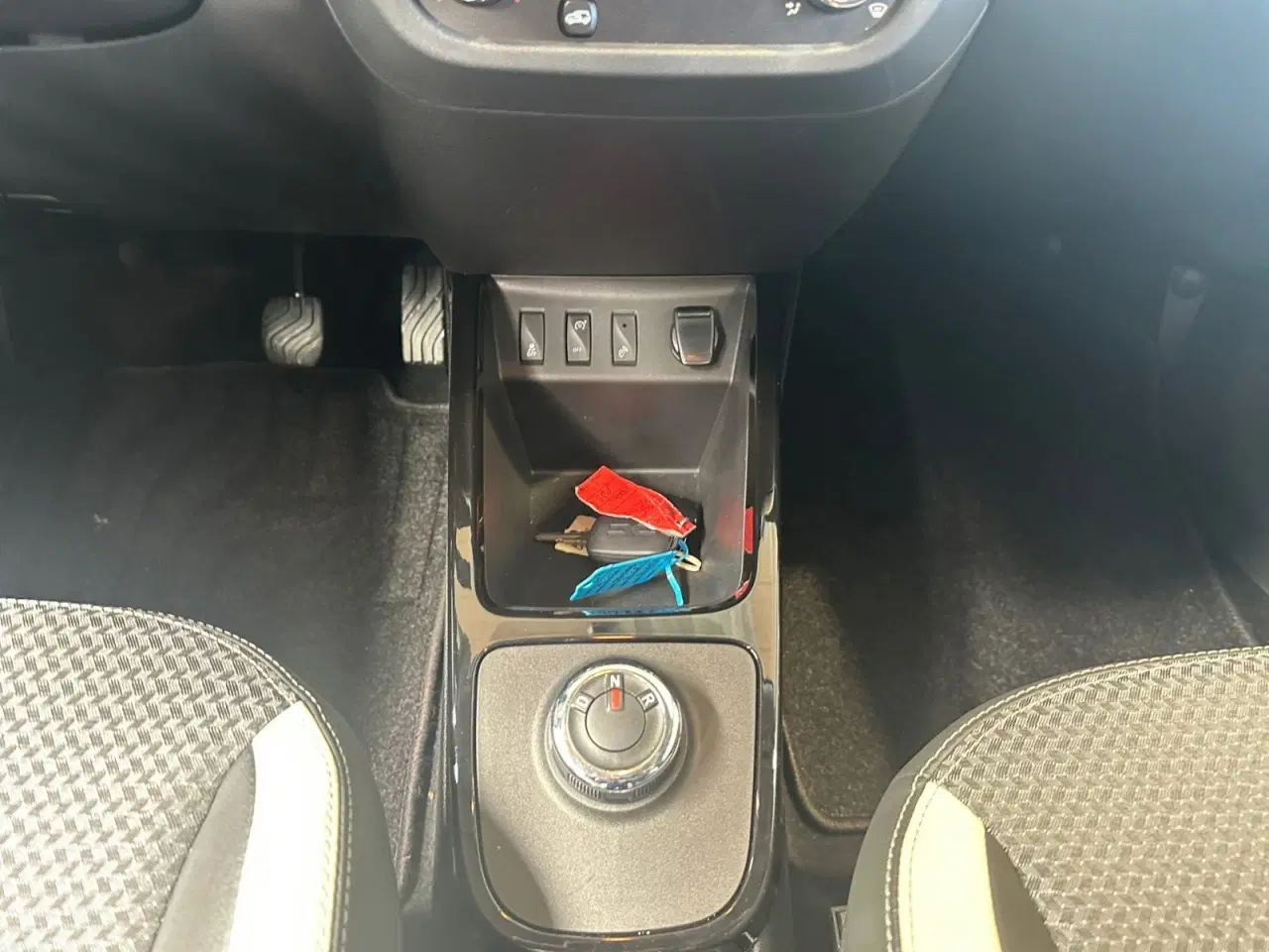 Billede 12 - Dacia Spring  Essential