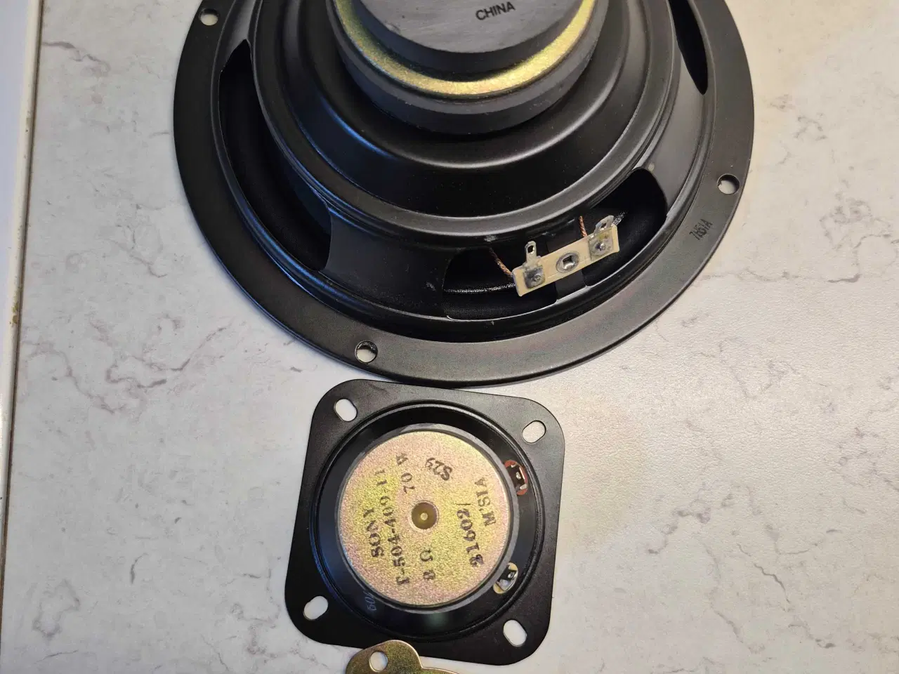 Billede 2 - Sony Højttalerelementer - 2 bashøjttalere, 2 melle