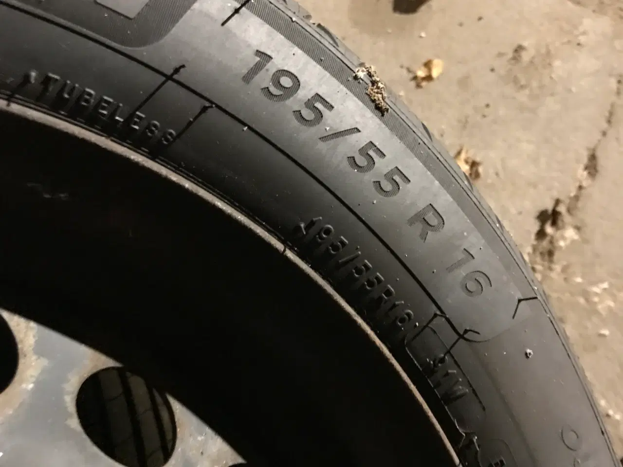 Billede 2 - NYE Michelin Sommer dæk citroen Picassso C3