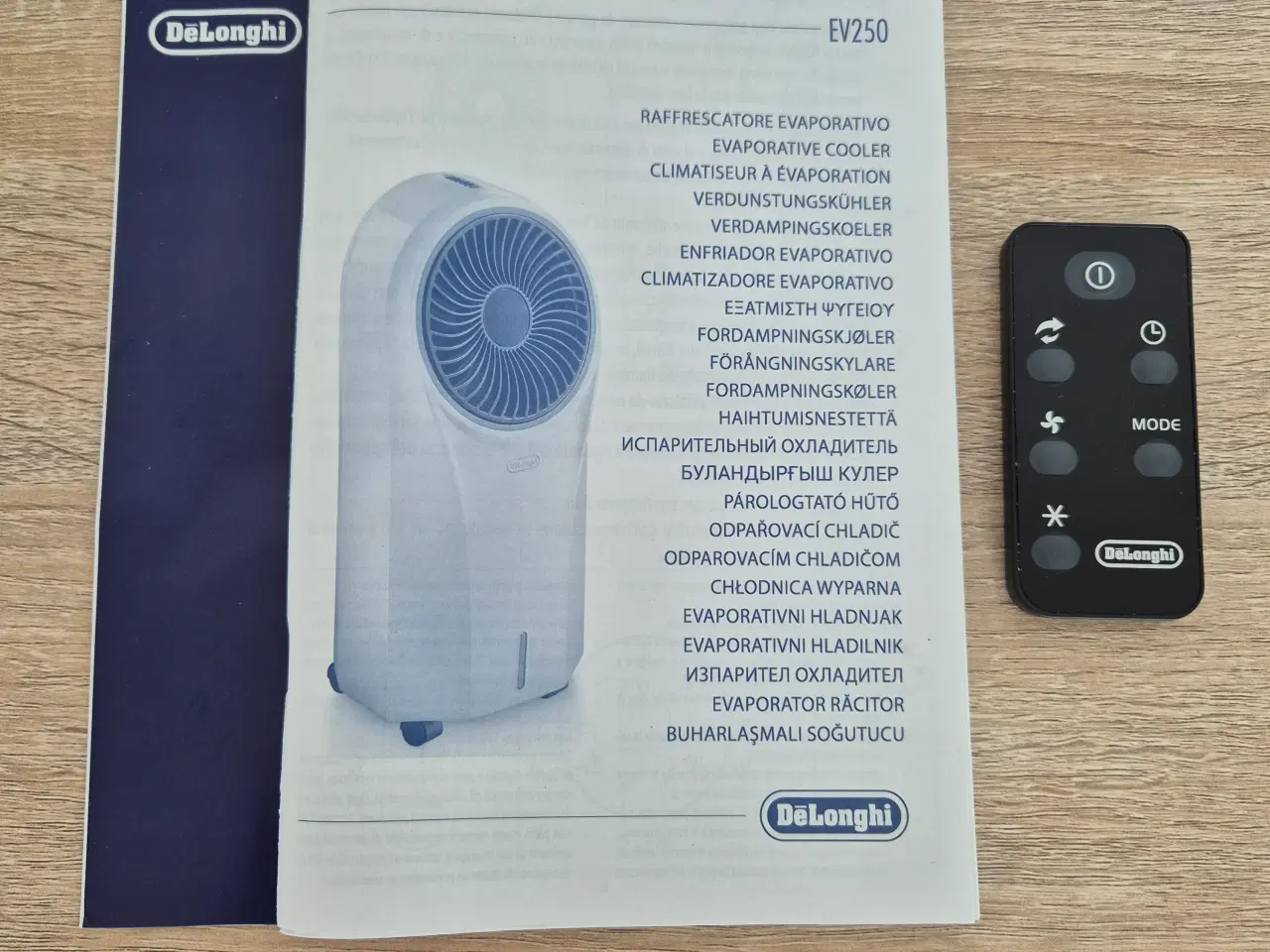 Billede 2 - DeLonghi EV250.BK Ventilator Sort