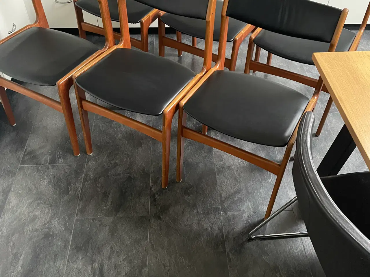 Billede 2 - Spisebordsstole 