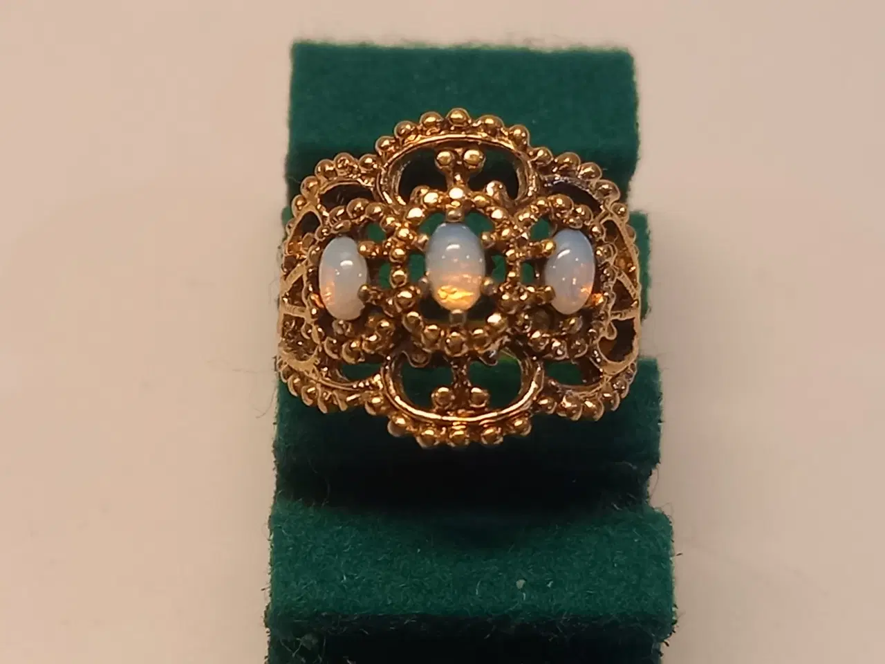 Billede 3 - Vintage ring 18 kt guldbelagt.