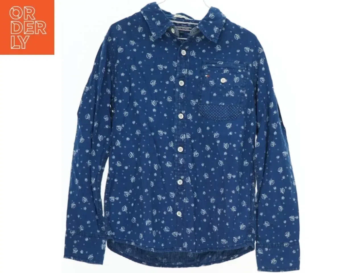 Billede 1 - Blå skjorte med mønster fra Tommy Hilfiger (str. 140)