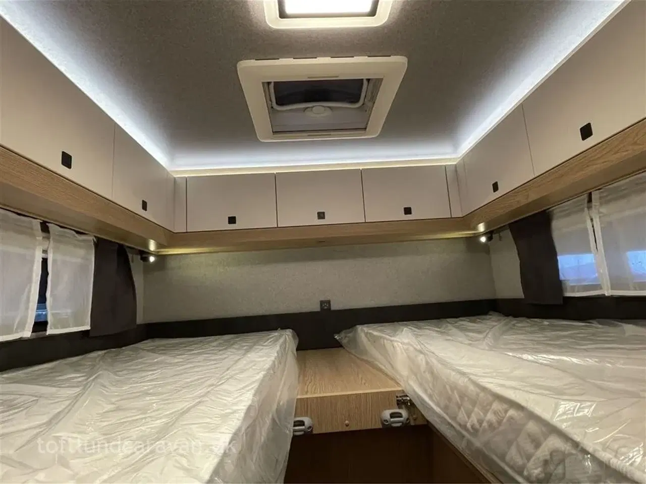 Billede 5 - 2025 - Hobby Ontour C 680 GE   NY 2025 m/AUT. GEAR, ADAPTIV FARTPILOT mv. SUPER LÆKKER AUTOCAMPER. NU PÅ LAGER !