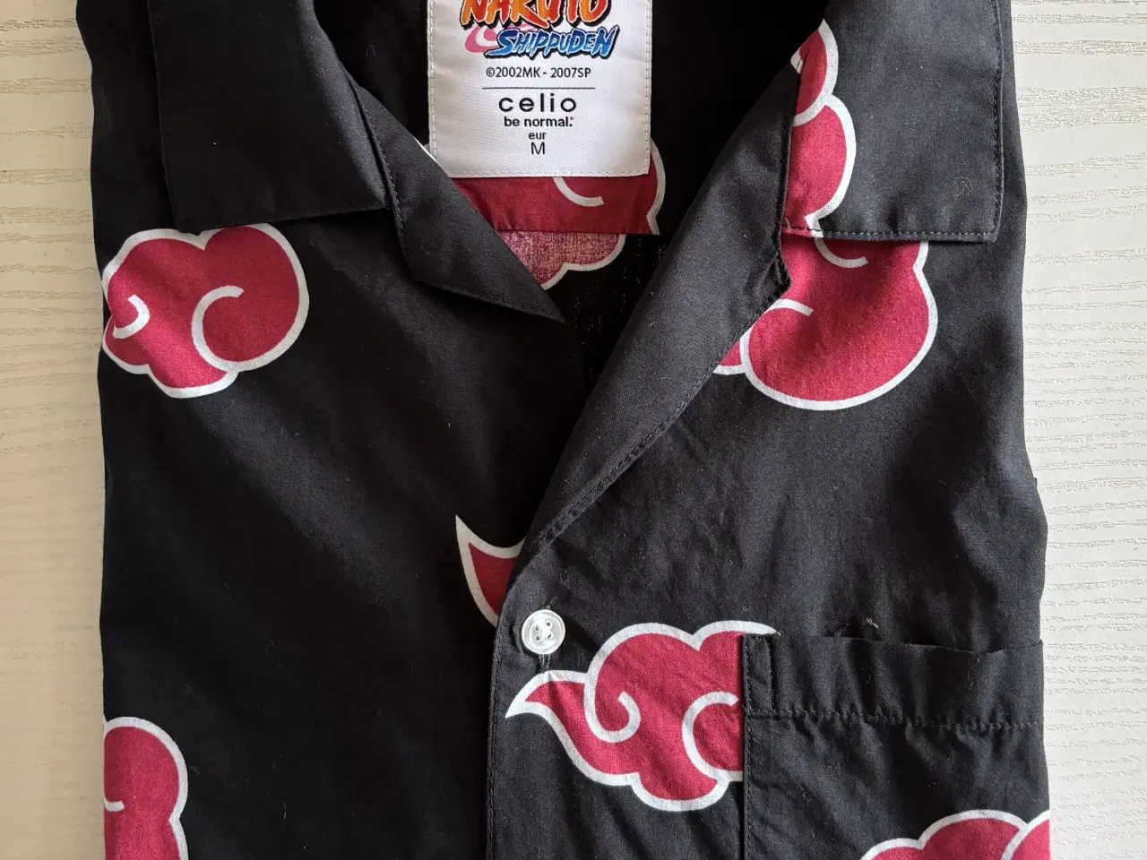 Billede 1 - Skjorte, NARUTO str. M