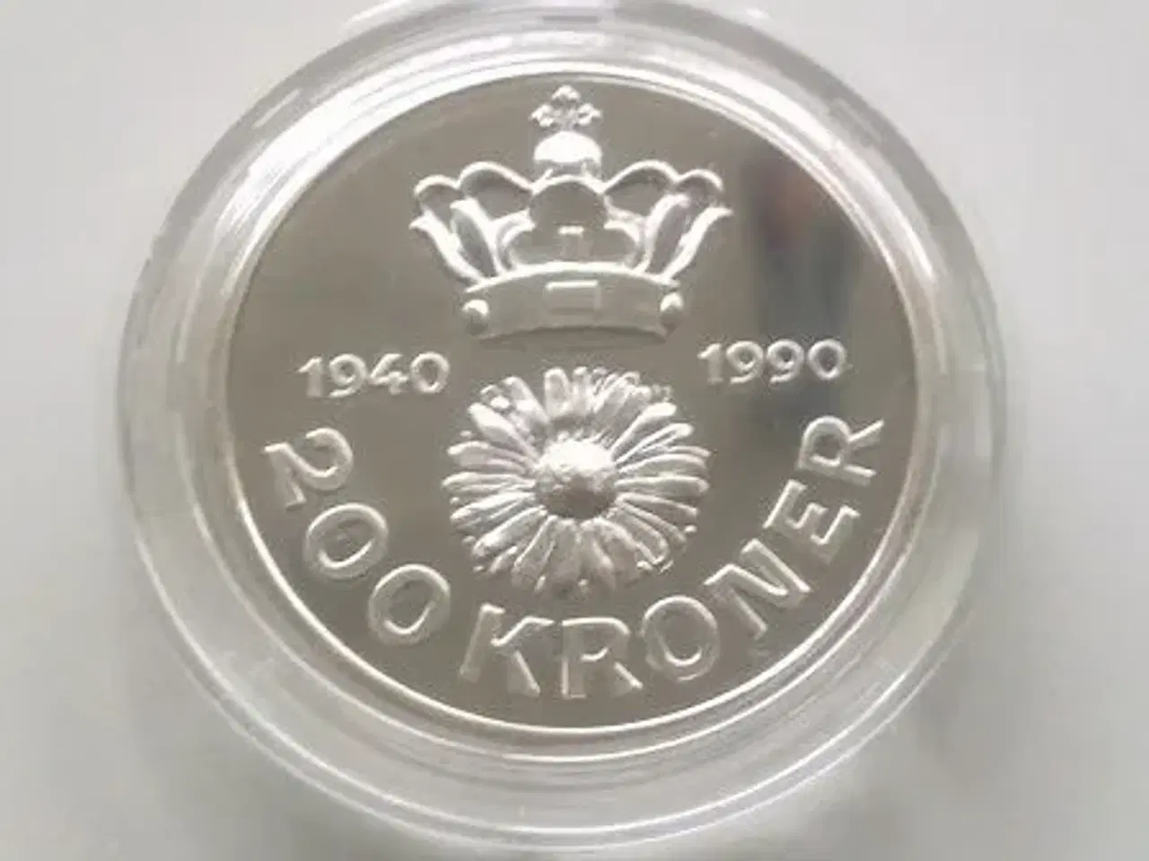 Billede 2 - 200 kr. sølvmønt Dr. Margrethe 50 år