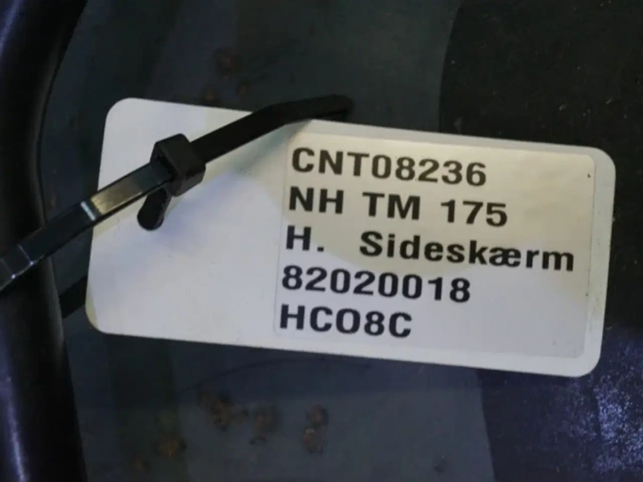 Billede 4 - New Holland TM175 Sideskærm 82020018