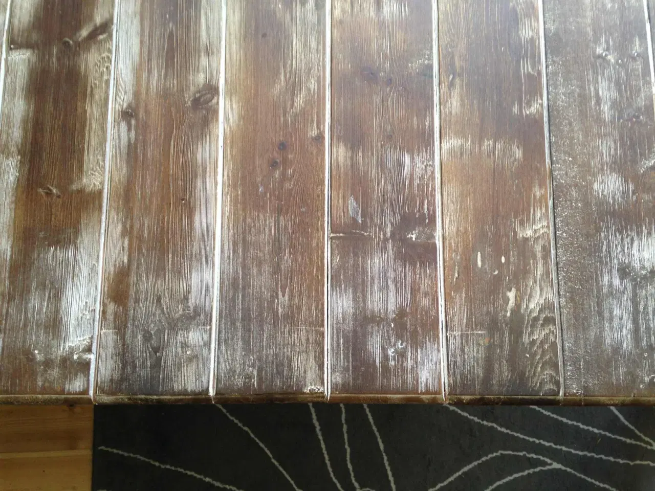 Billede 4 - Nordal spisebord i træ.