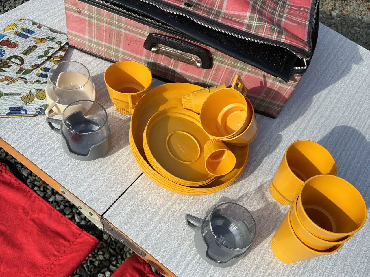 Billede 3 - Klapbord. /. Autosæt / Campingbord