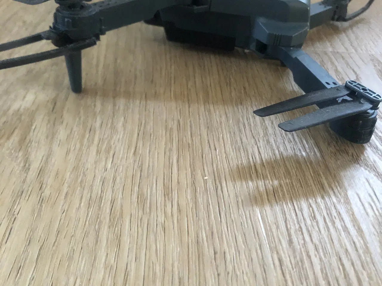 Billede 2 - Gear4Play Foldable Drone