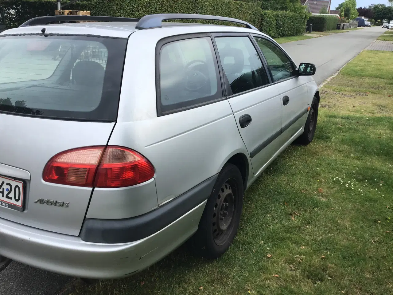 Billede 3 - Toyota Avensis 1,8 STW MAN.