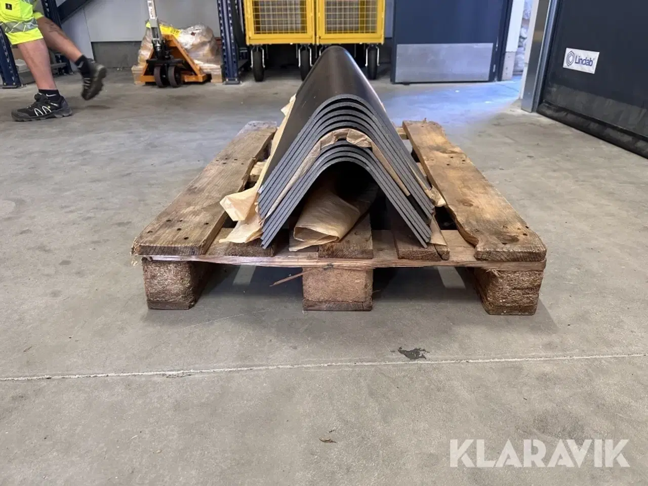 Billede 1 - vinkelrygning Swisspearl 55gr Sortblå