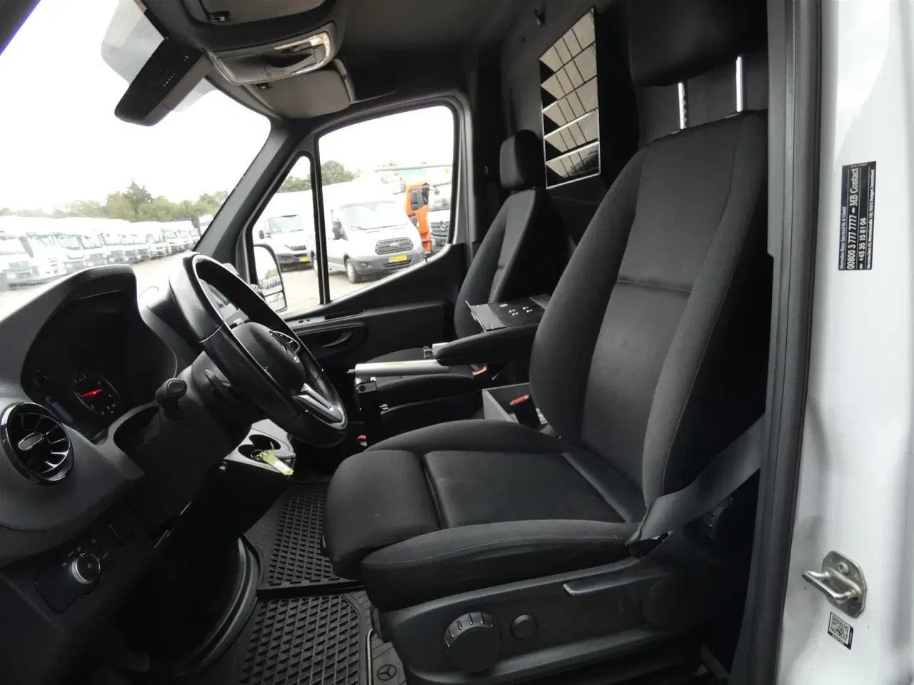 Billede 11 - Mercedes-Benz Sprinter 315 2,0 CDI A2 H2 Værkstedsbil 9G-Tronic 150HK Van Aut.