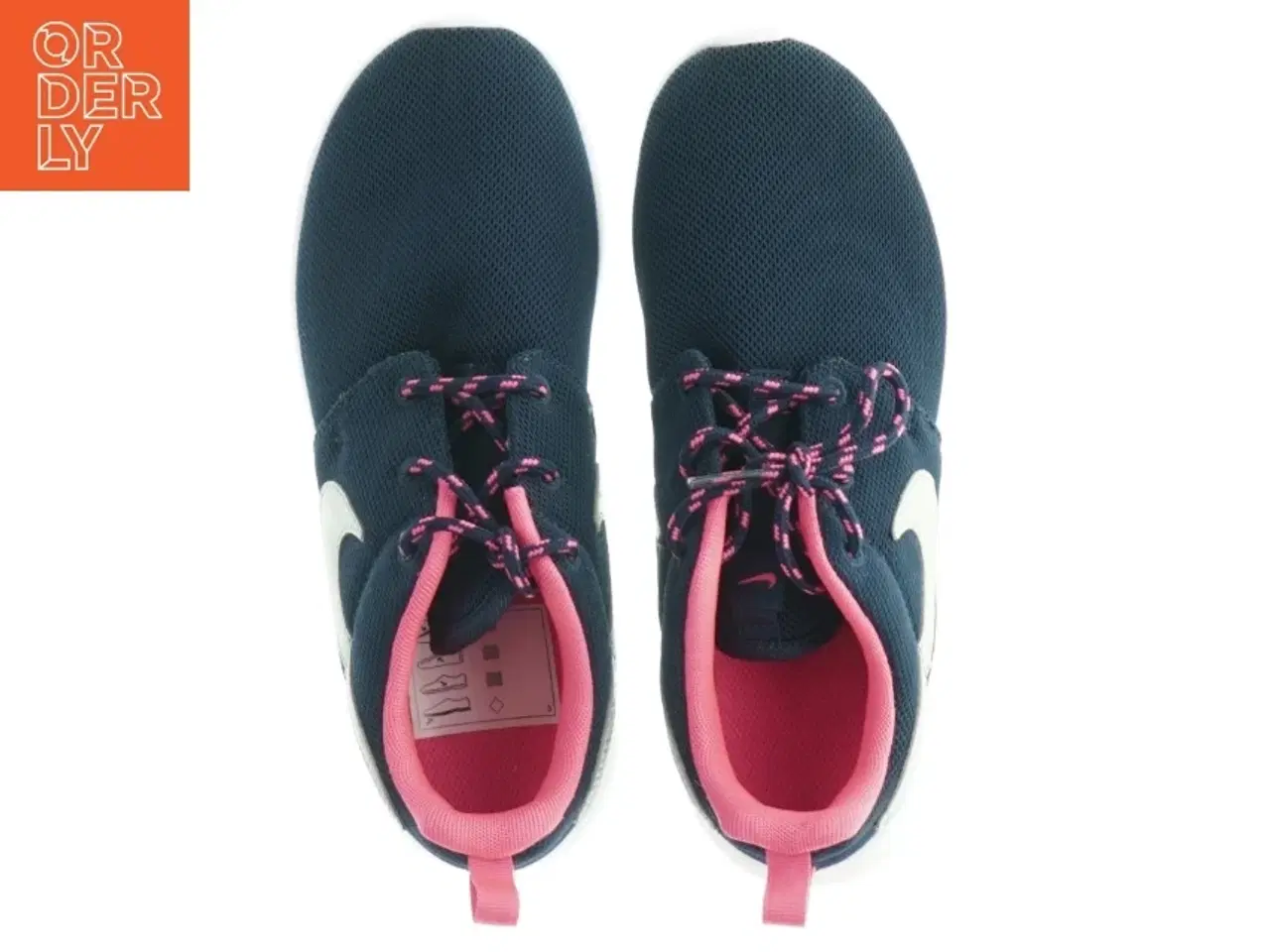 Billede 2 - NY Sneakers til piger fra Nike (str. 34)