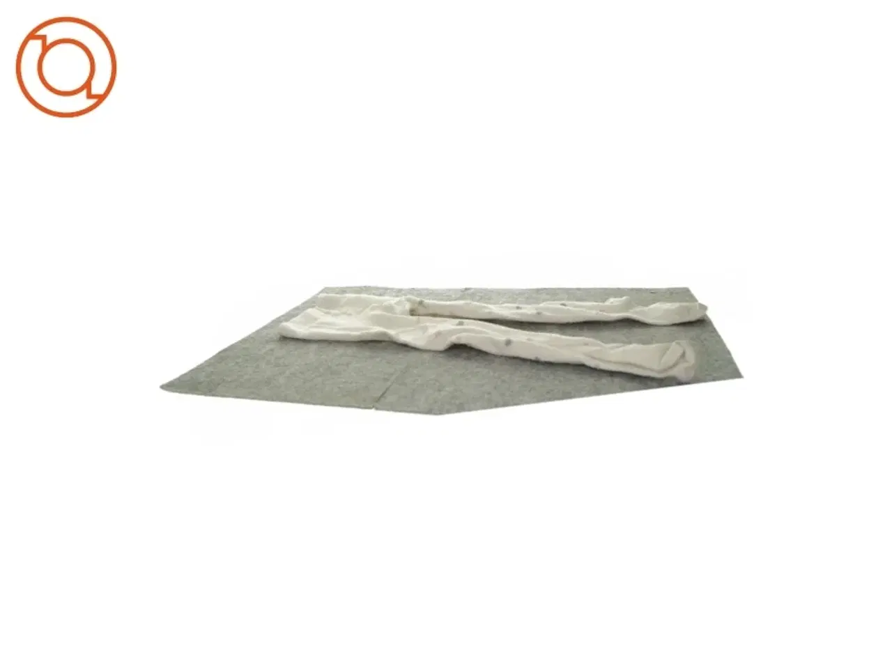 Billede 5 - Strømpebukser med hjerter på (Str. 4-5 år)