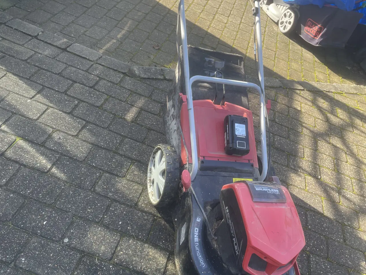 Billede 4 - Sælger en AL-KO batteridrevet plæneklipper på 36 v