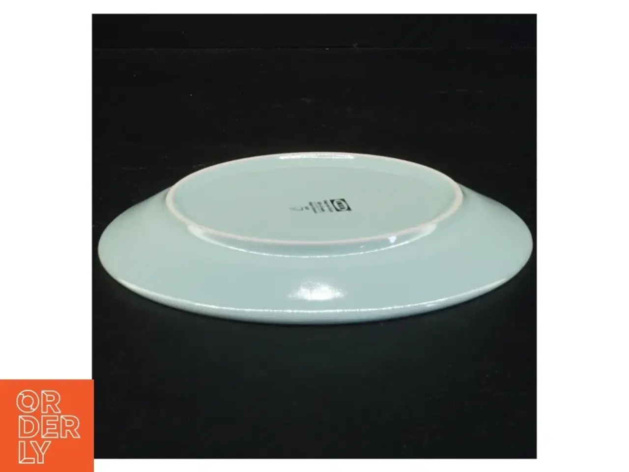 Billede 2 - 7 Porcelænstallerkener fra IKEA (str. Diameter 19 cm)