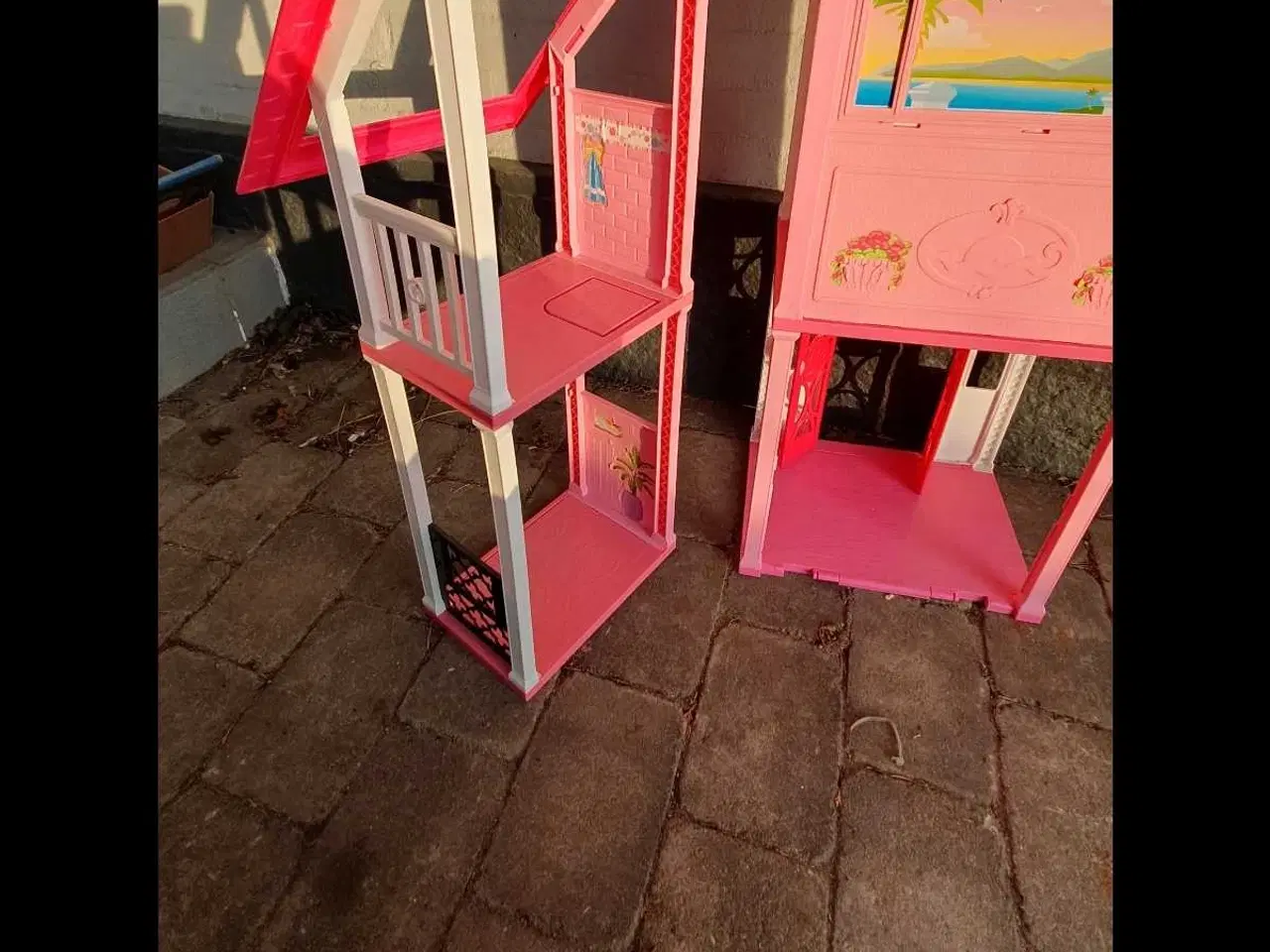 Billede 1 - Barbie dukkehus