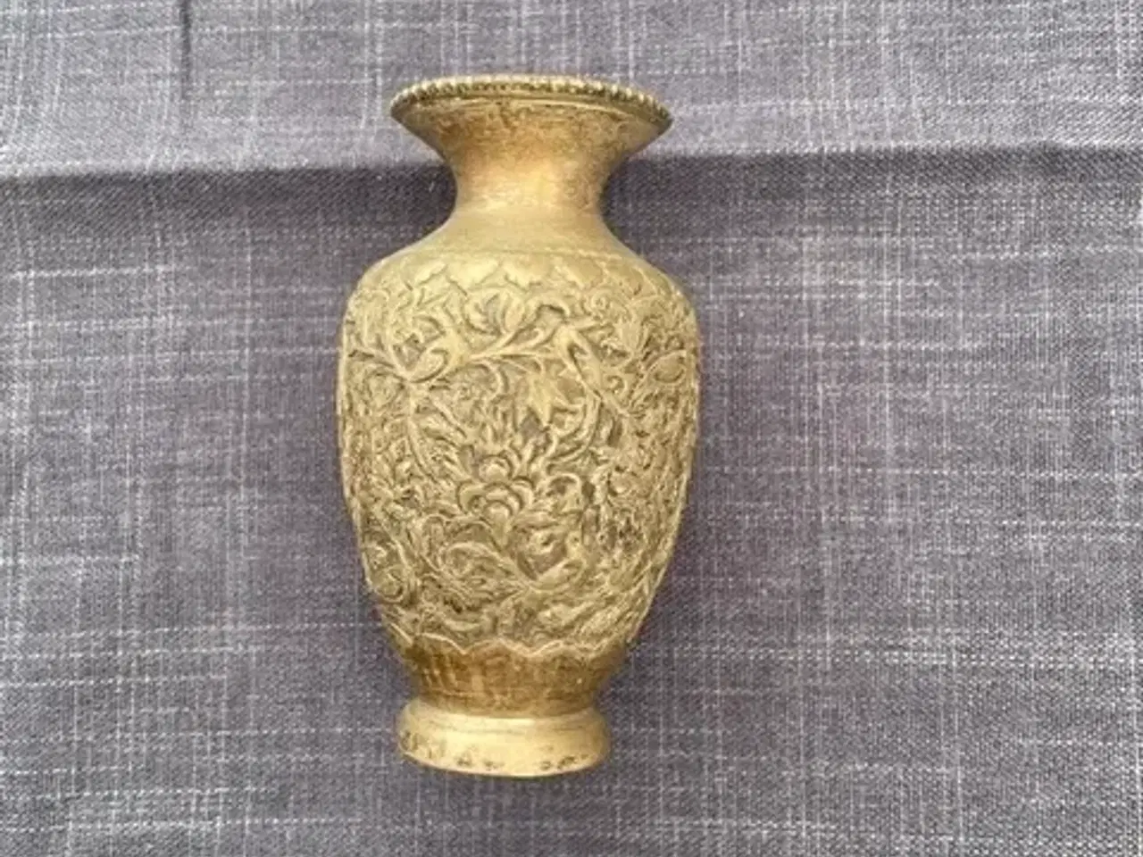 Billede 1 - Persisk vase med håndlavede ornamenter