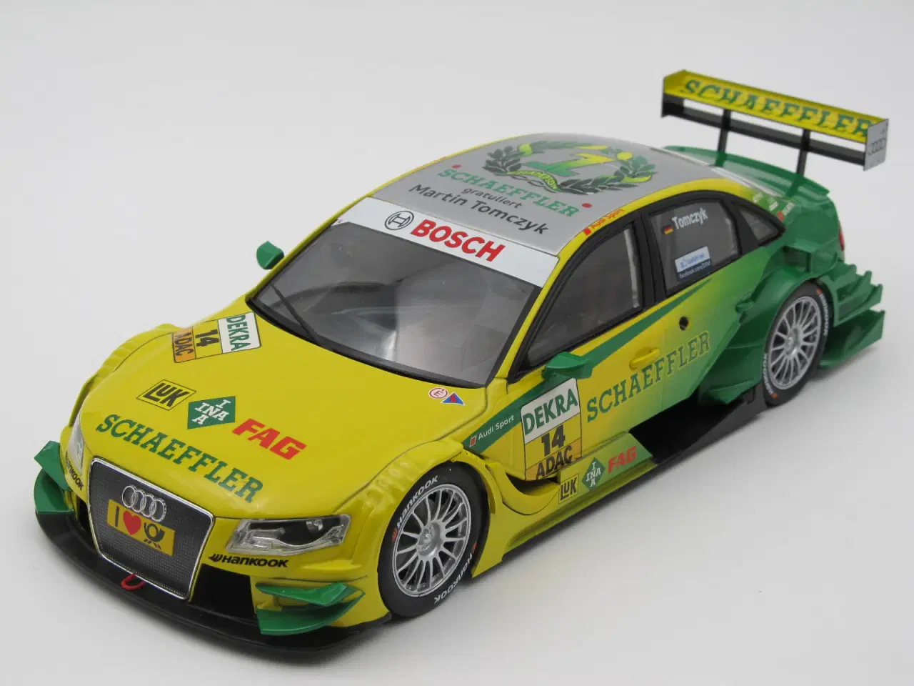 Billede 1 - 2011 Audi A4 DTM #14 - "Winner Edition" - 1:18