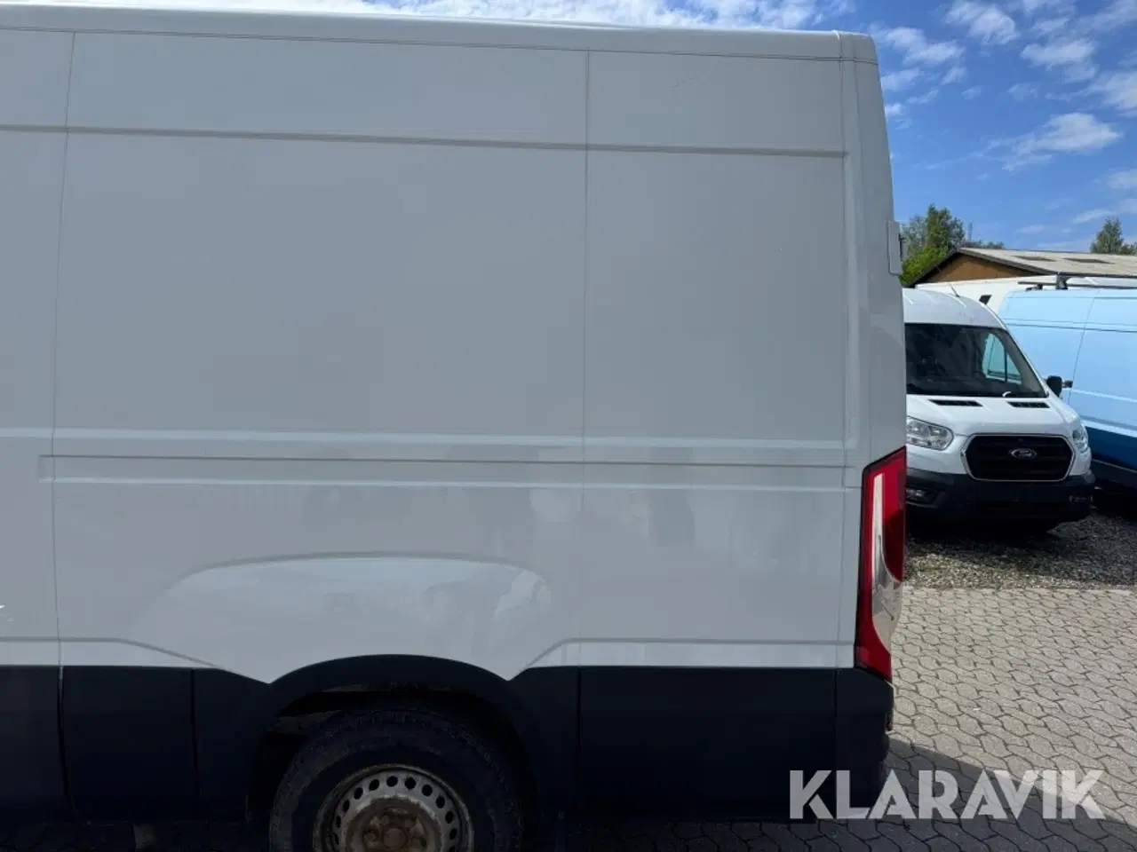 Billede 12 - Varebil Iveco 35s16 2,3d 12m3 Aut.