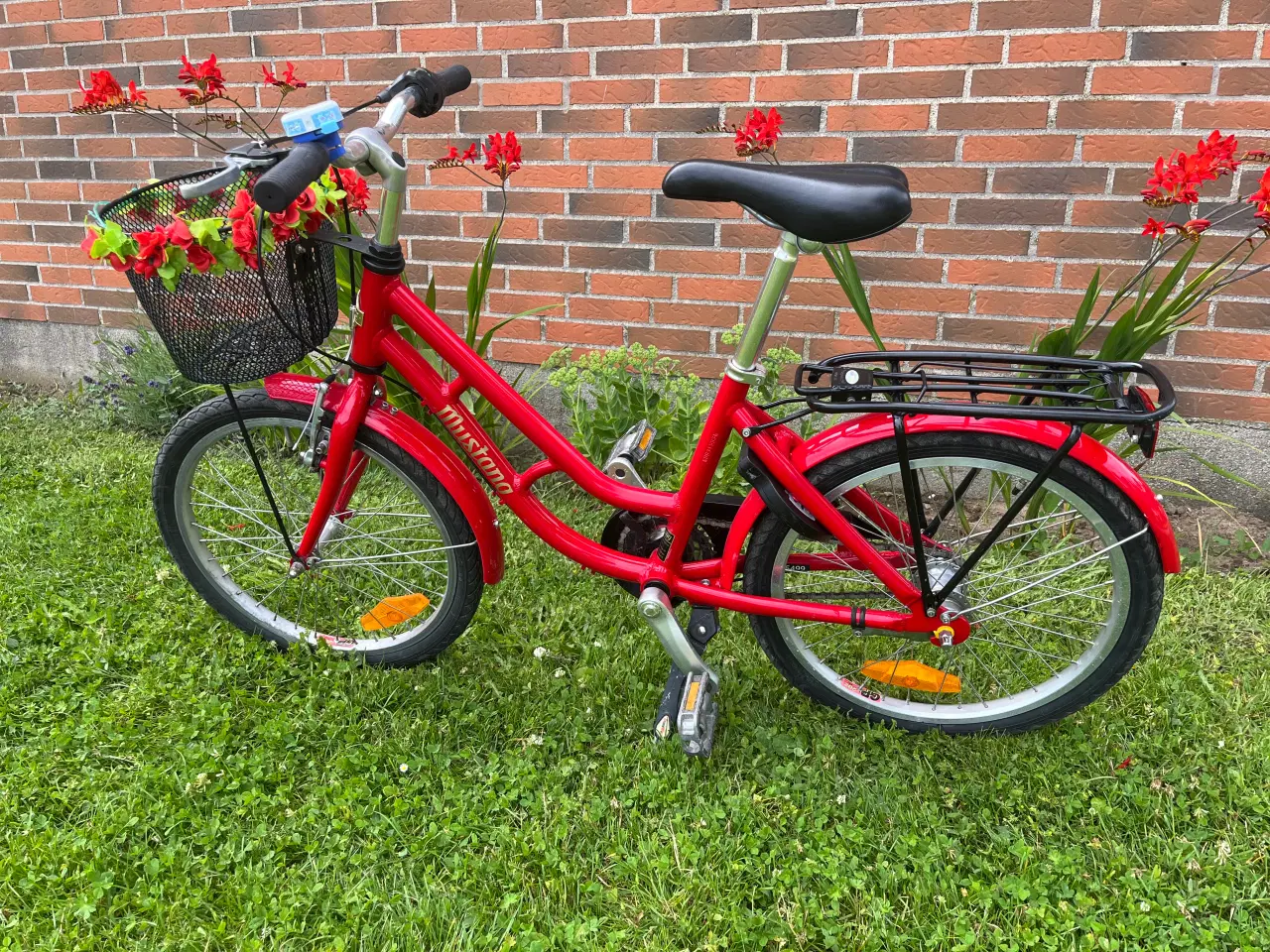 Billede 3 - Rød Mustang pigecykel