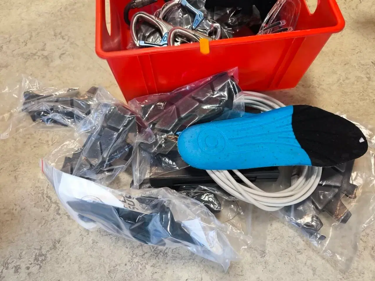 Billede 4 - Div. karabinhager m.v.