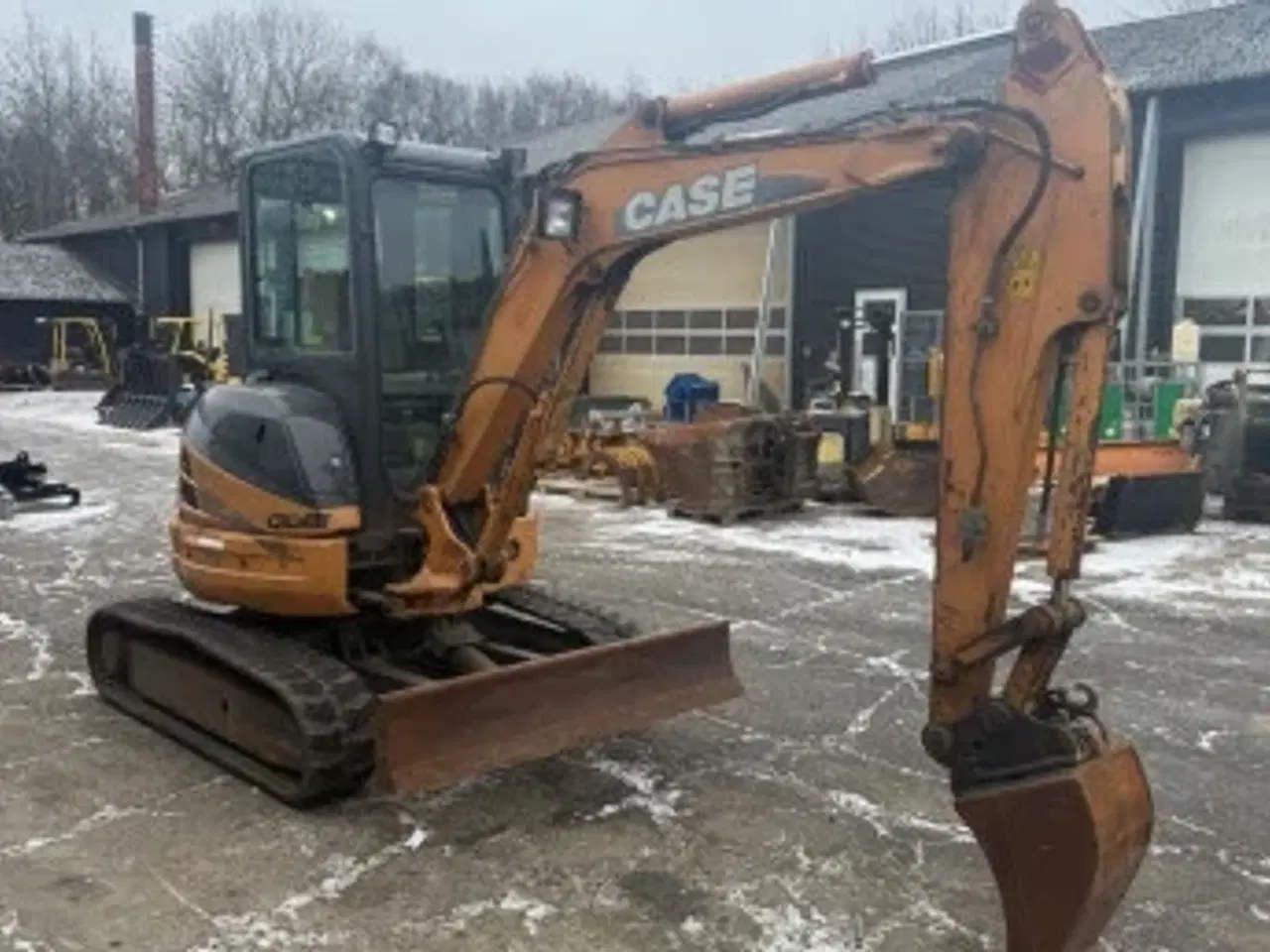 Billede 4 - Minigraver med 4 skovle