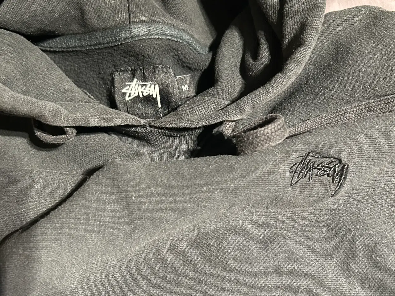 Billede 4 - Mega fed Stussy hoodie