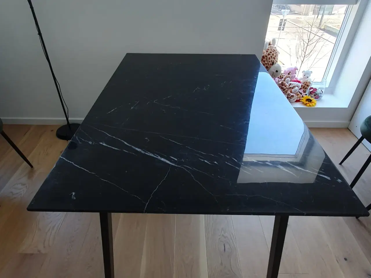 Billede 2 - Black marble dining table