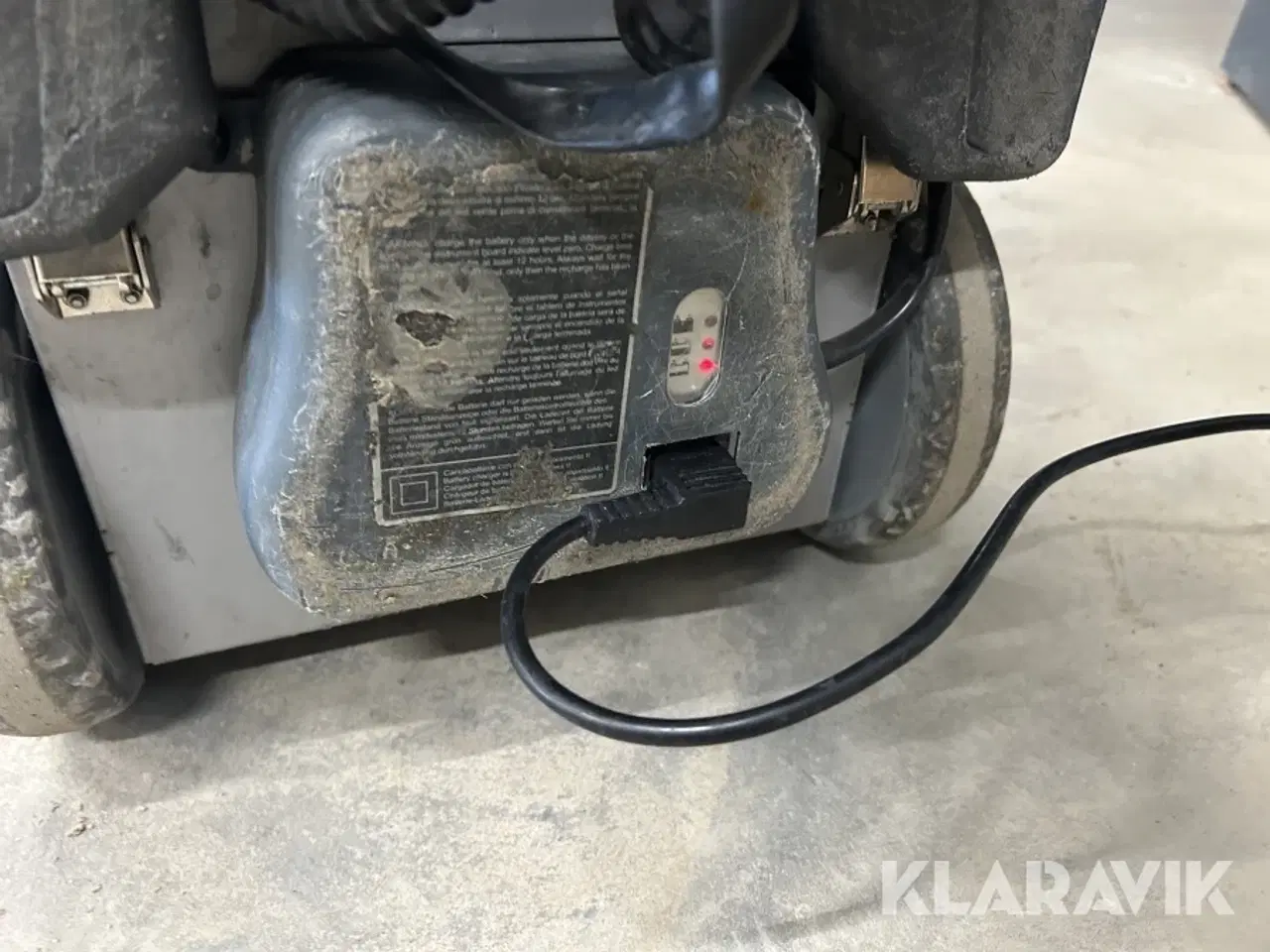 Billede 4 - Gulvvasker og støvsuger FIMAP