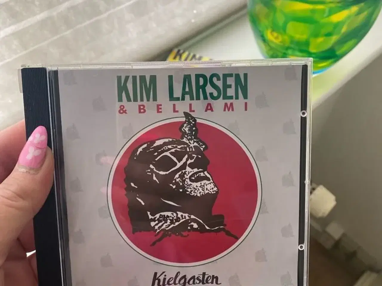 Billede 1 - Kim Larsen og Bellami kielgasten