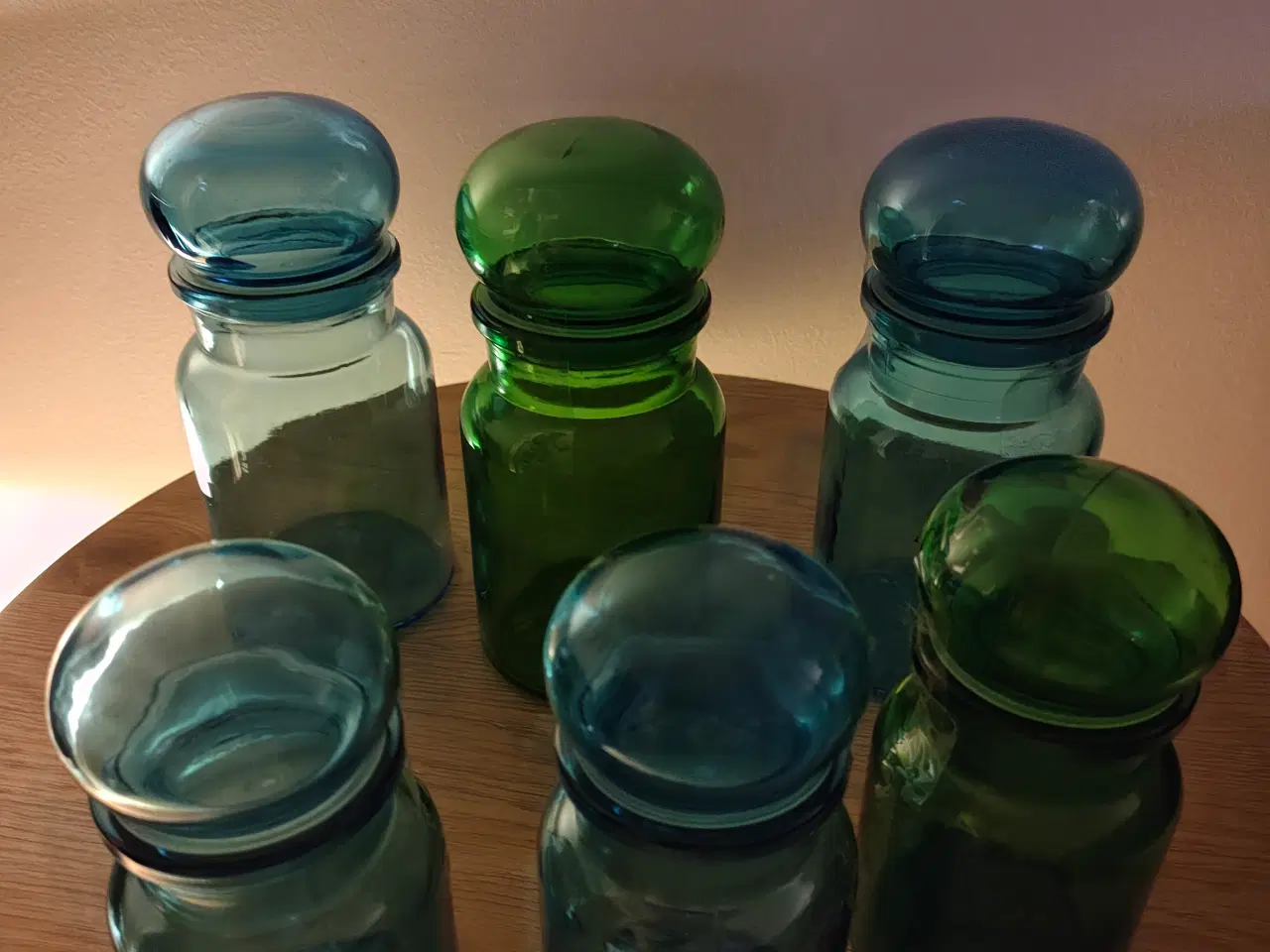 Billede 2 - Flotte retro opbevaringsglas