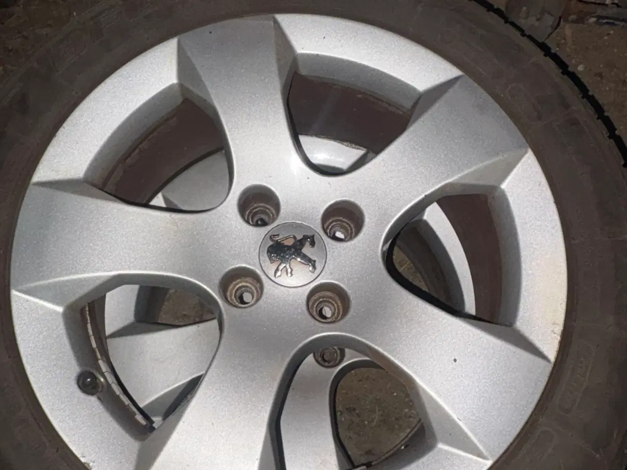 Billede 2 - Alufælge til Peugeot 3008
