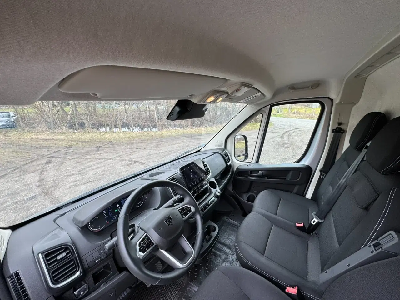 Billede 8 - Peugeot e-Boxer 435 110 L4H2 Premium