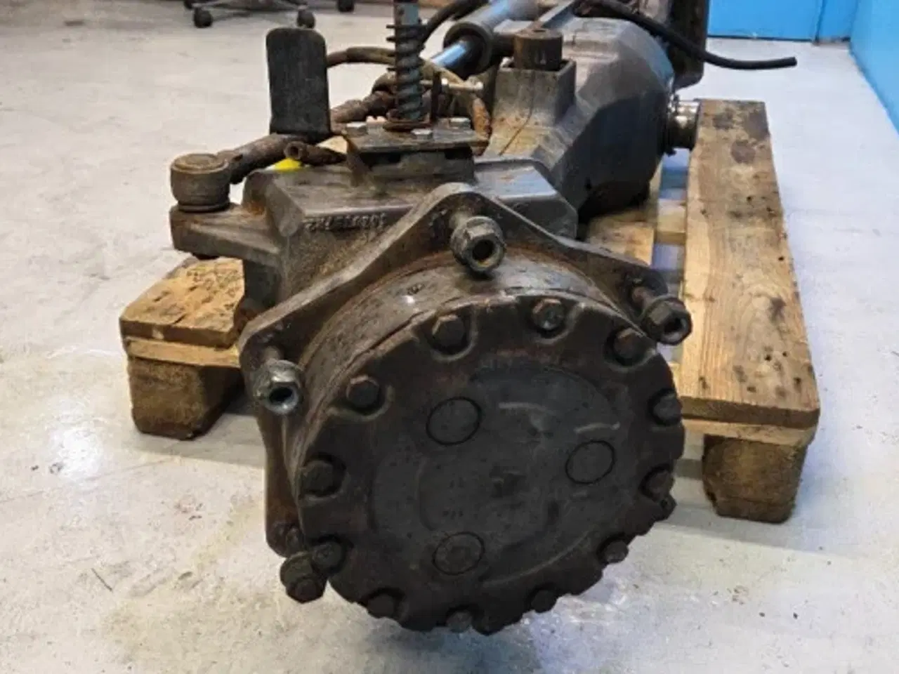 Billede 15 - Massey Ferguson 3085 Foraksel 3429105M91