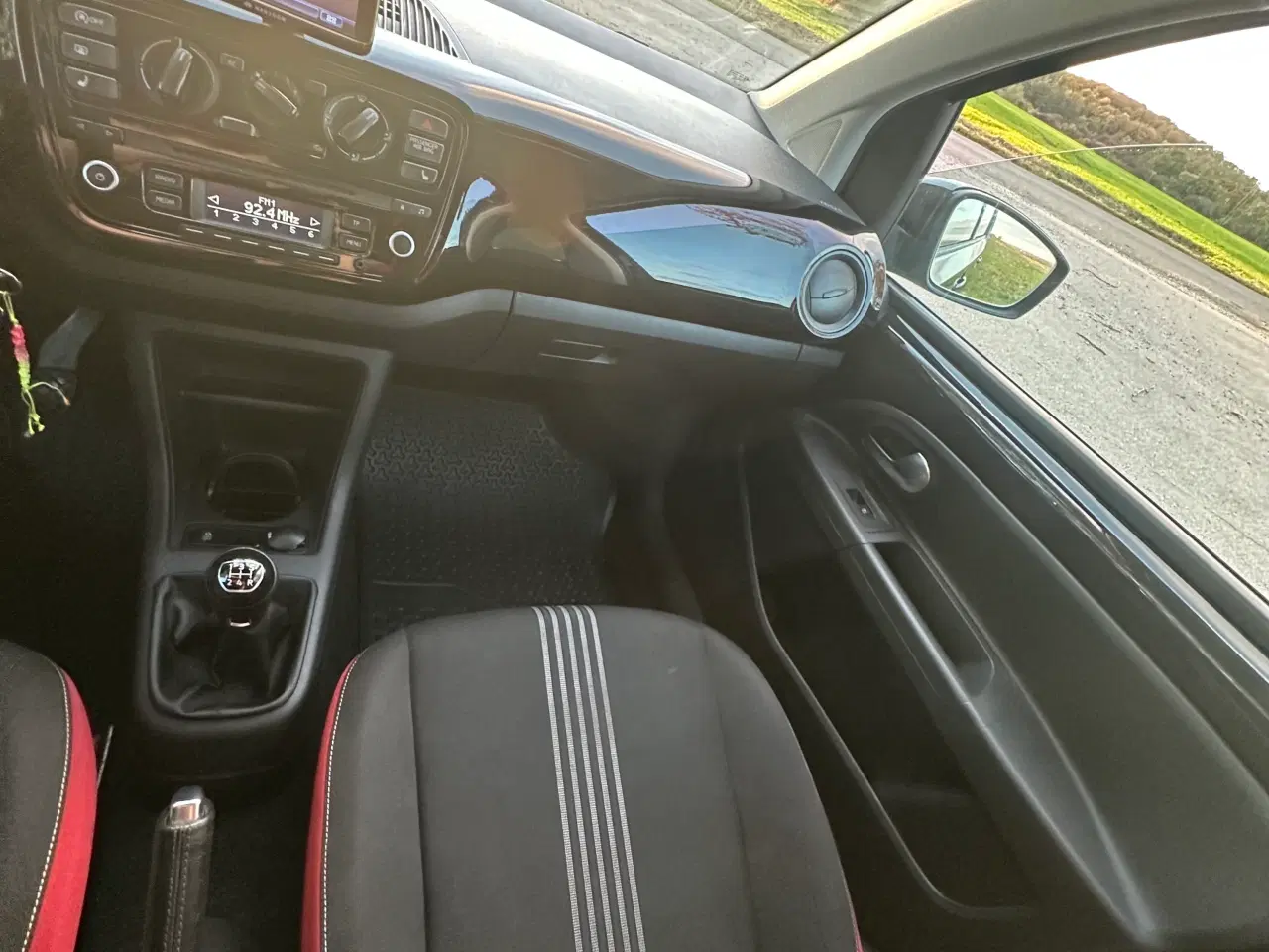 Billede 3 - One of a kind VW Up, 1.0, 75 HK