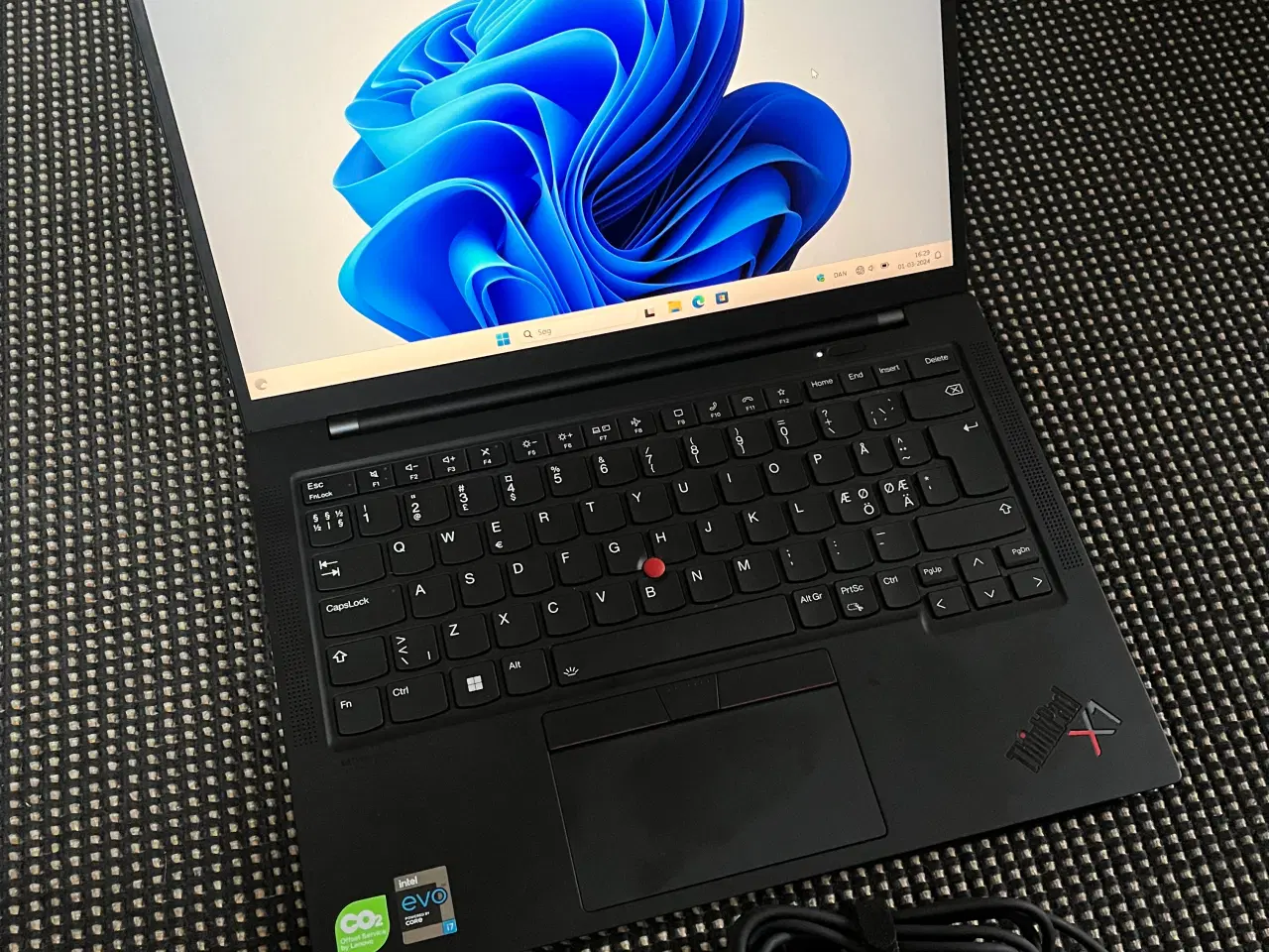 Billede 1 - Lenovo ThinkPad X1 gen 9