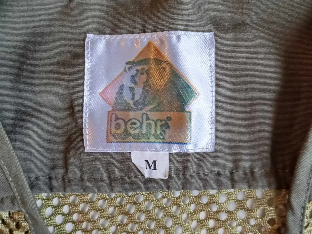 Billede 3 - Fiskevest med mange lommer. Str. M