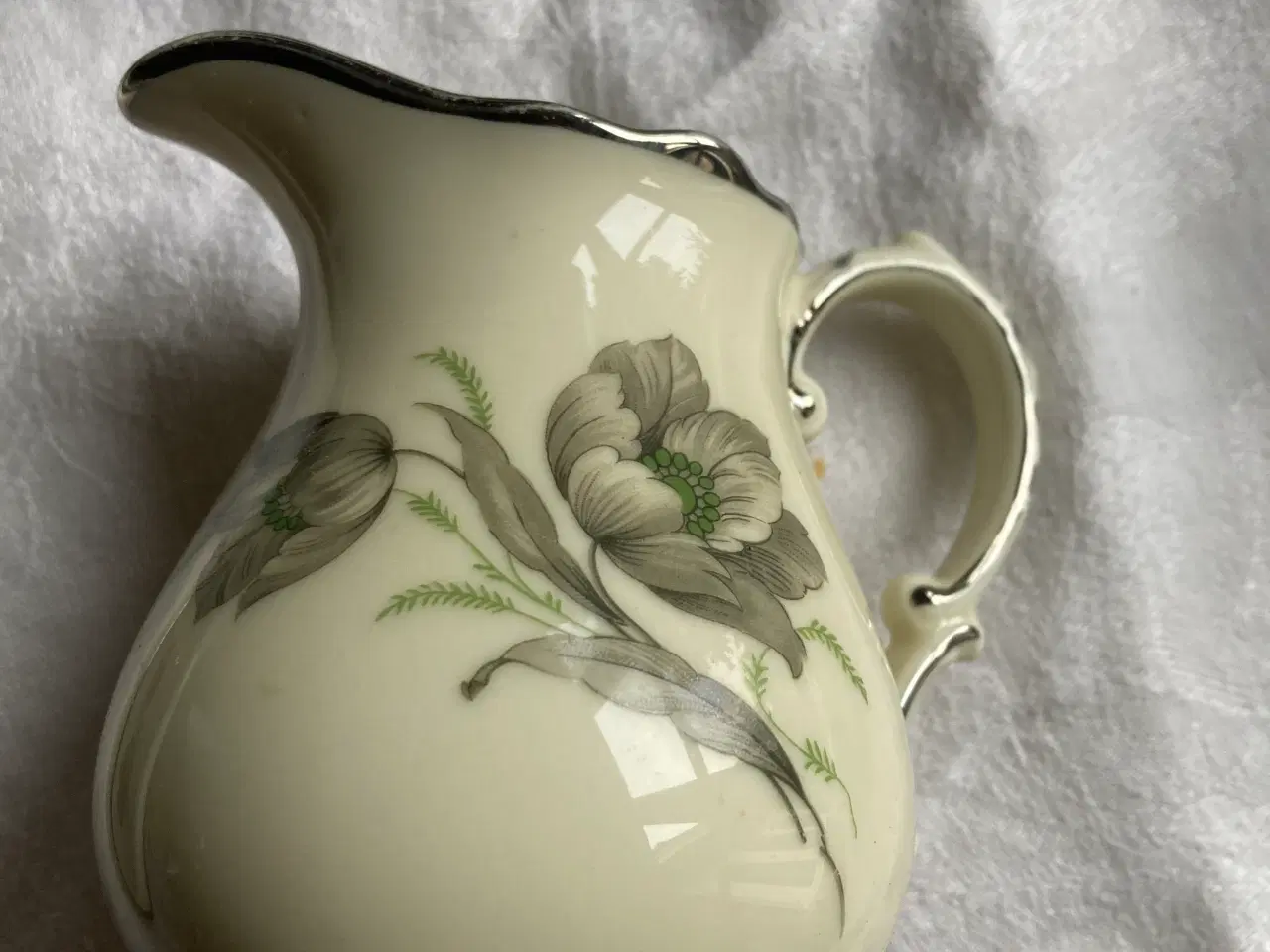 Billede 3 - Porcelæn kaffekande og fade