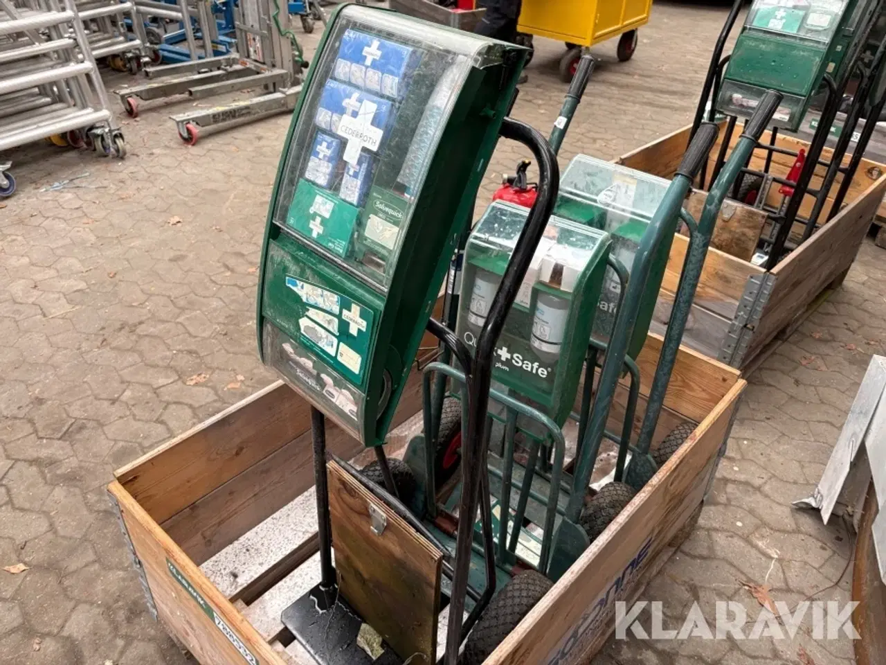 Billede 1 - Sækkevogne med førstehjælpsudstyr - 3 styk