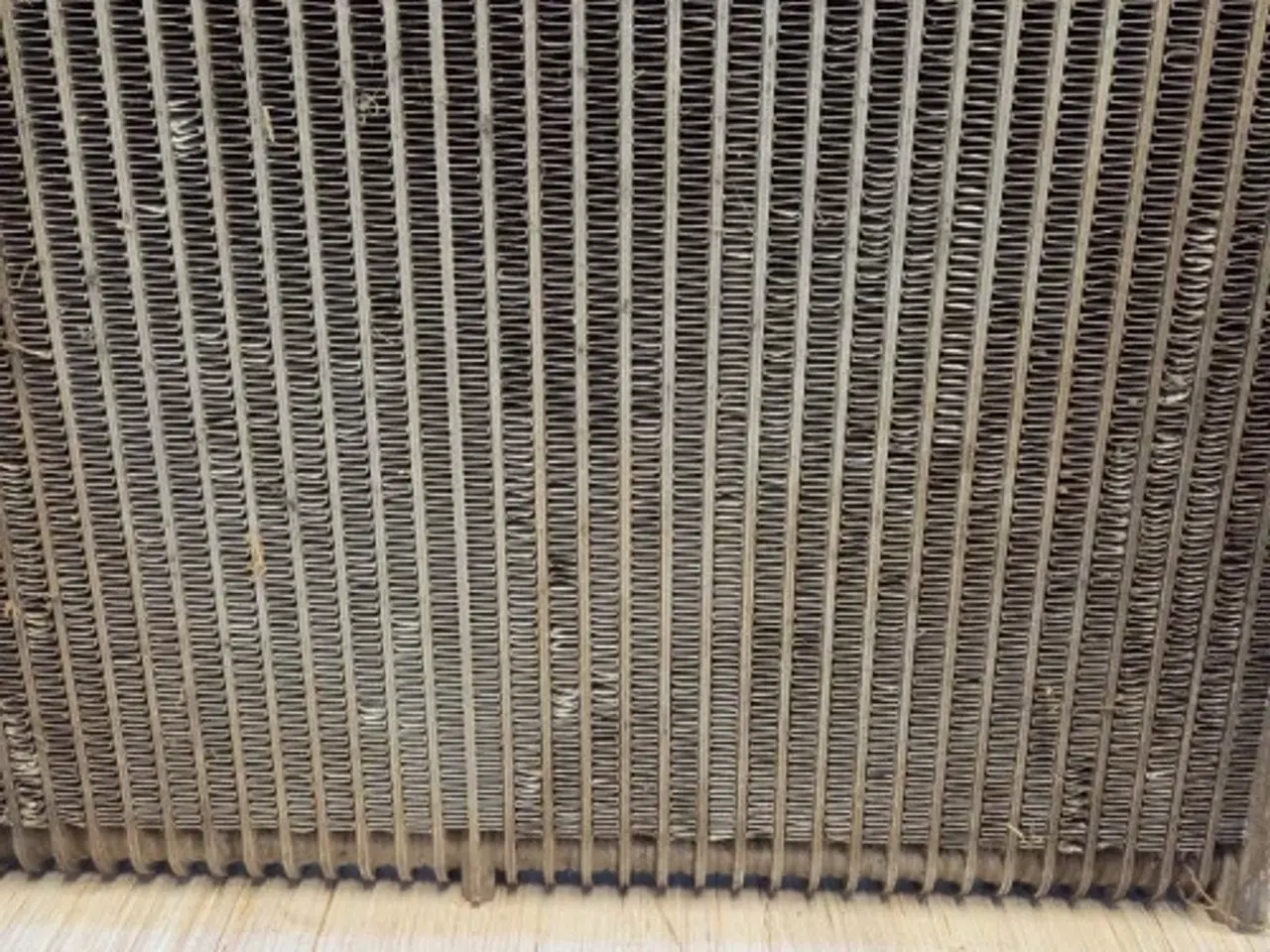 Billede 10 - New Holland LB115B Oliekøler 87410099