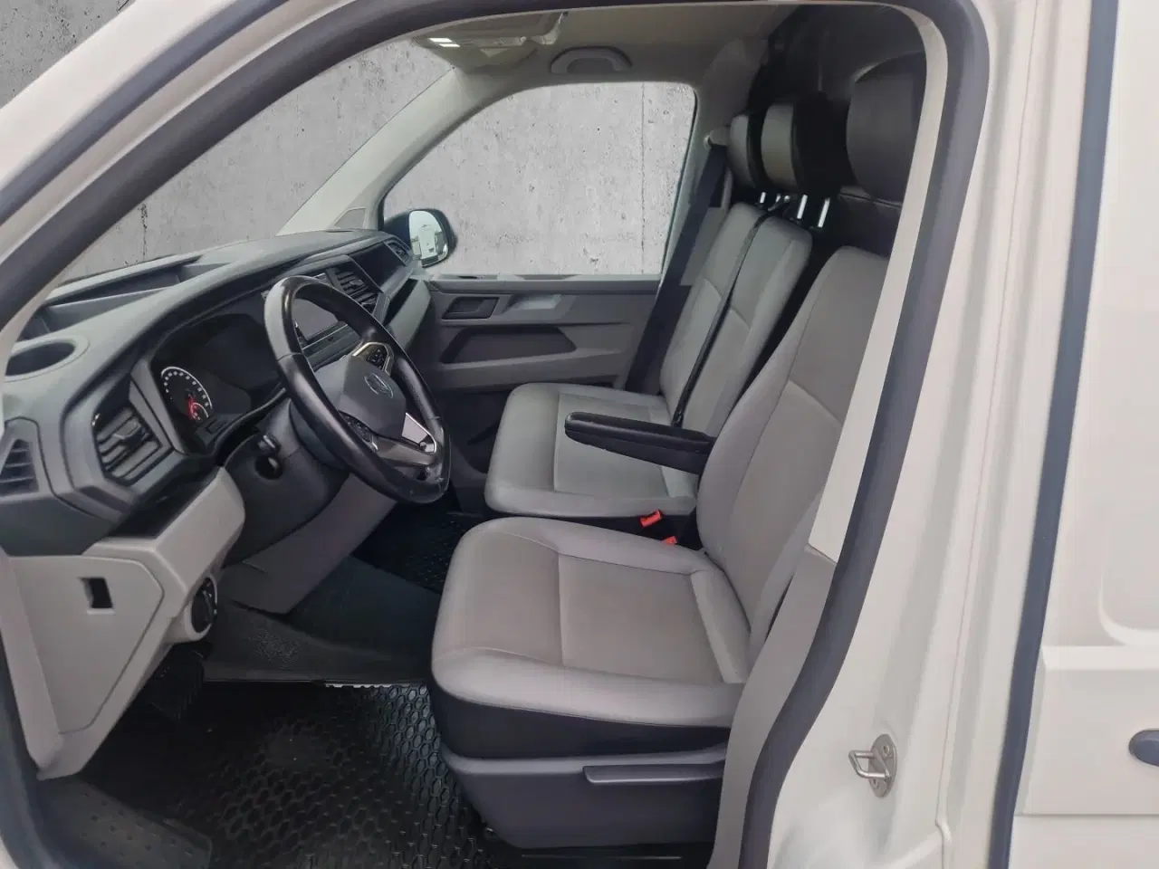 Billede 13 - VW Transporter 2,0 TDi 150 Kassevogn DSG lang