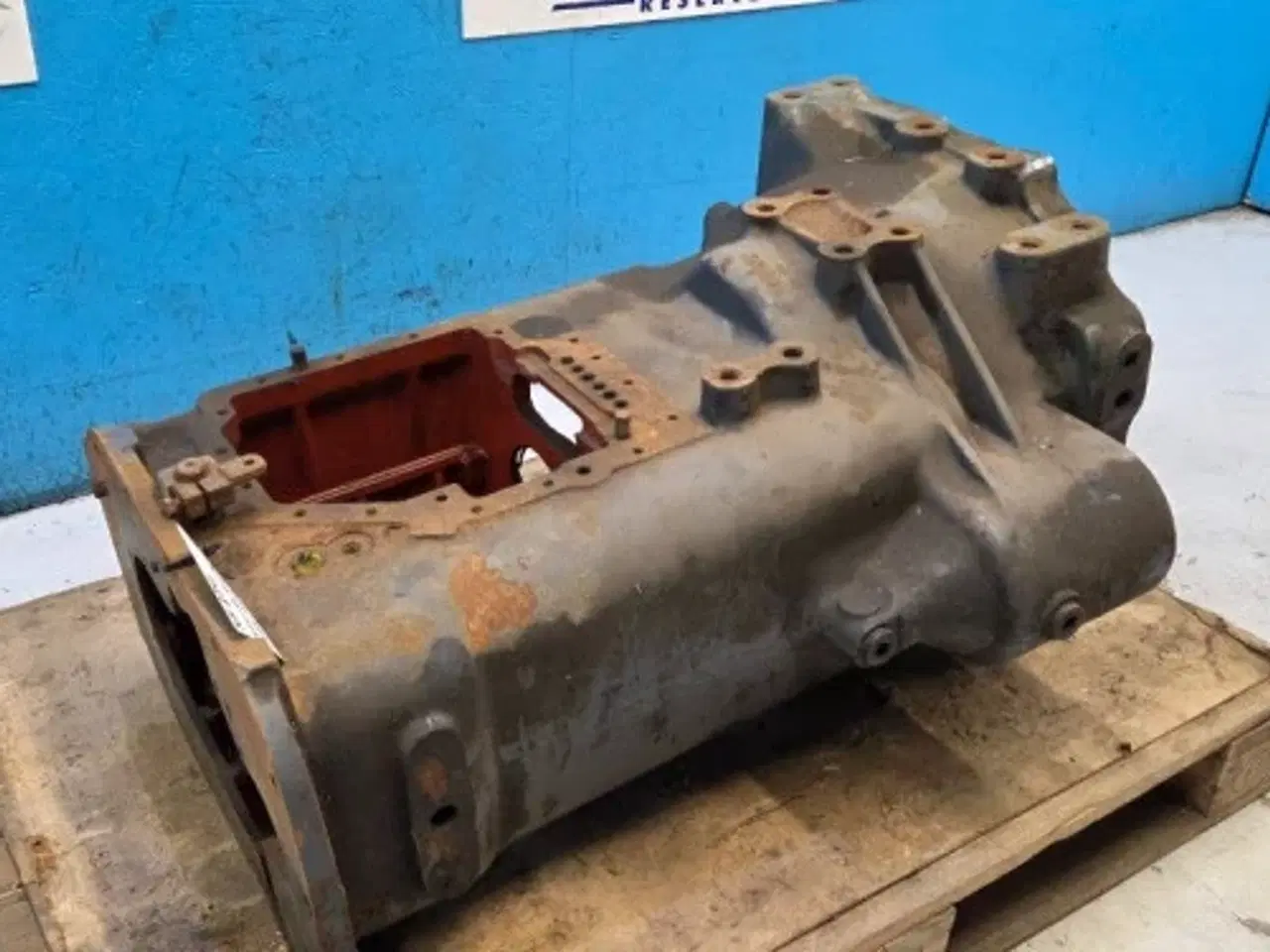 Billede 6 - New Holland 8340 Gearkasse Hus F0NN7005AH