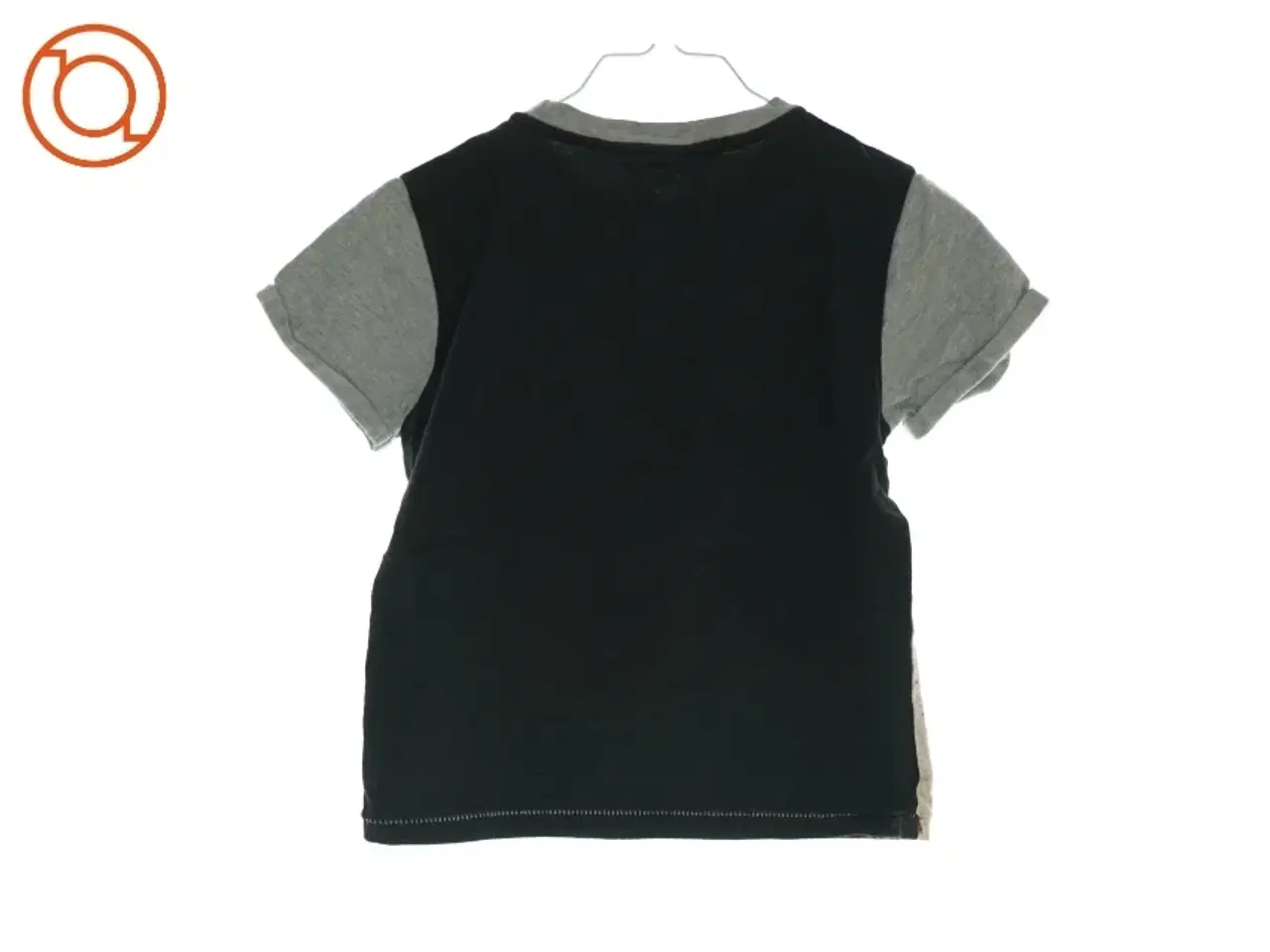 Billede 2 - T shirt fra Molo (str. 110)