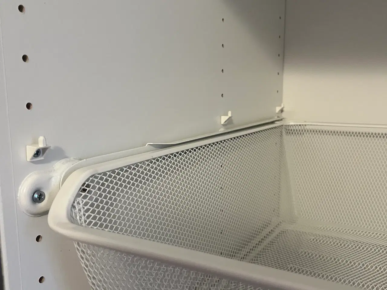 Billede 5 - PAX skab med HASVIK skydelåger