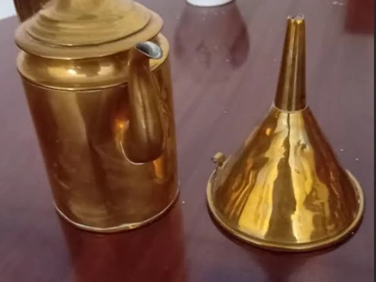 Billede 1 - Messing kaffekande og messing tragt.
